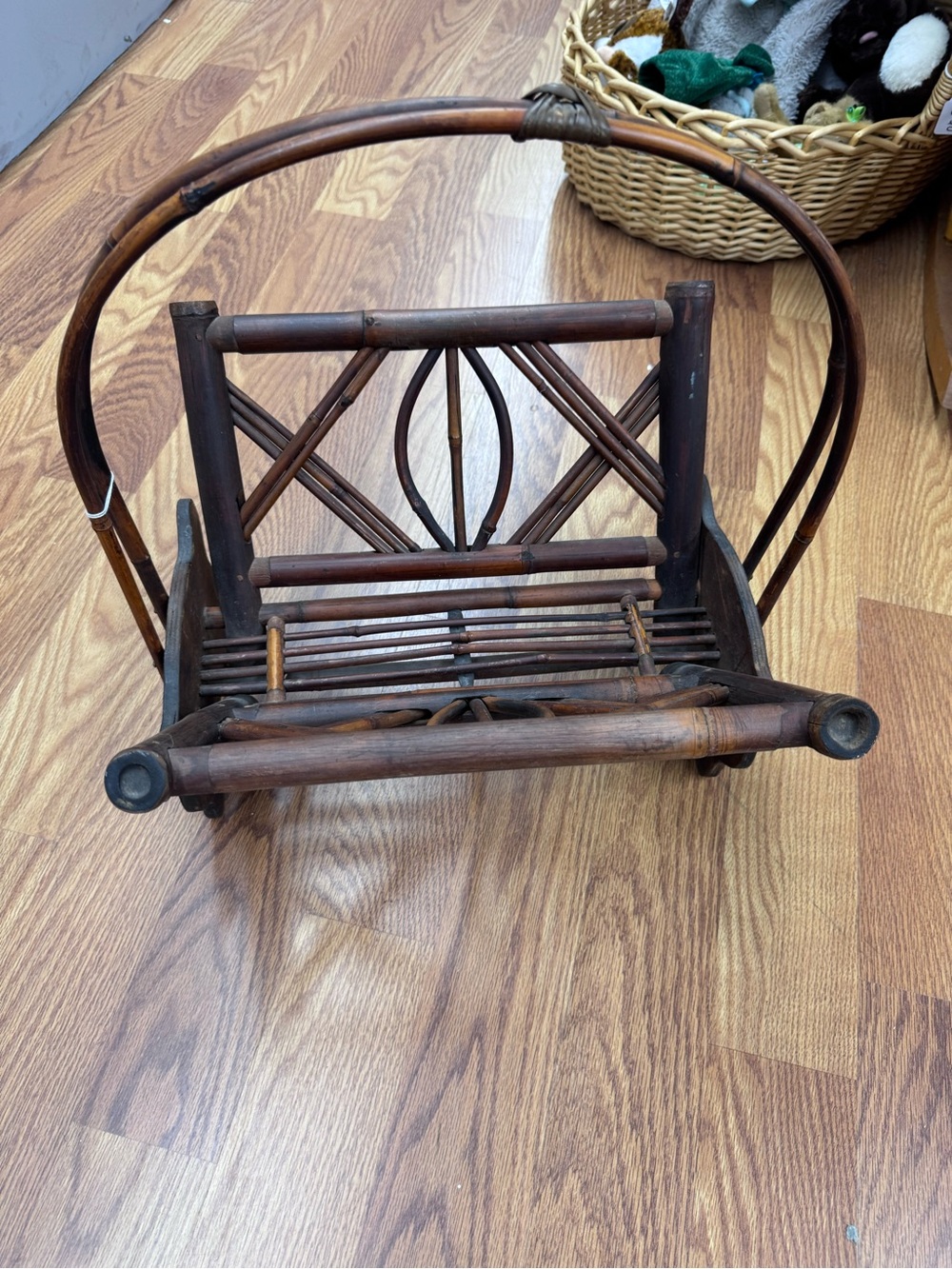 Vintage Bamboo & Rattan Magazine Rack/Blanket Storage - Picture 2 of 5
